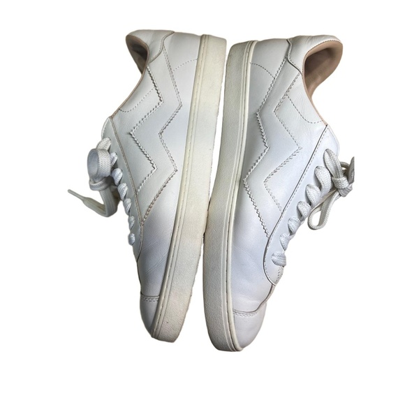 Stewart Weitzman White LaceUp W Motif SW Logo Daryl Sneaker 8 M - Picture 6 of 16